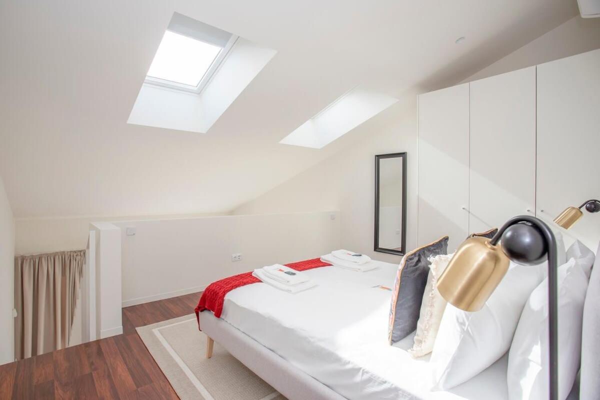 Liiiving In Porto - Luxury Gallery Apartments Екстер'єр фото